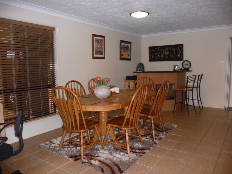 14 Chifley Court, Middle Ridge QLD 4350