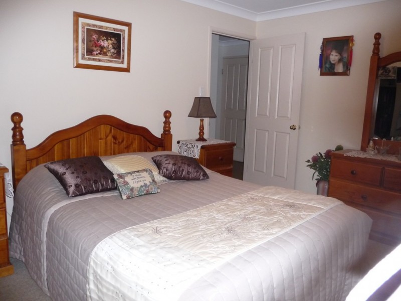 14 Chifley Court, Middle Ridge QLD 4350