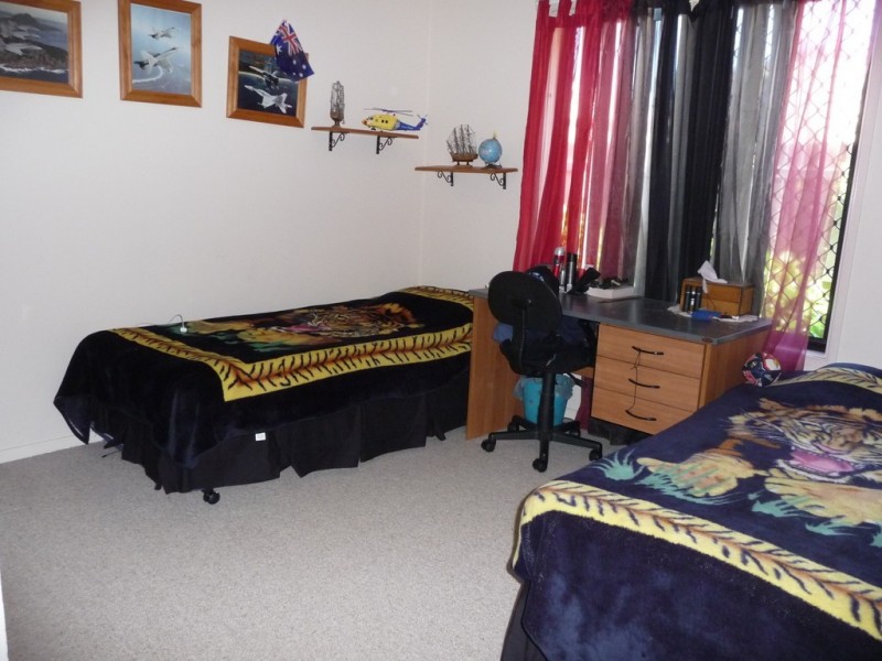 14 Chifley Court, Middle Ridge QLD 4350