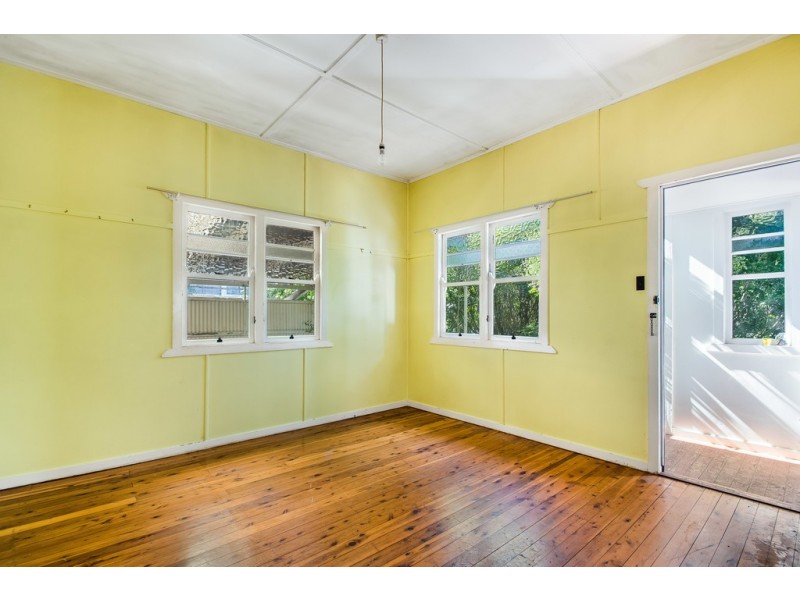 2 Norah Street, Centenary Heights QLD 4350