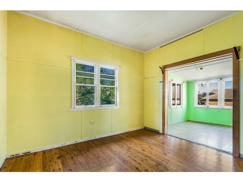 2 Norah Street, Centenary Heights QLD 4350