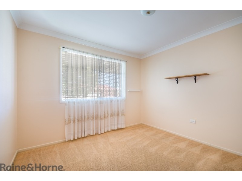 15 Denyer Street, Wilsonton QLD 4350