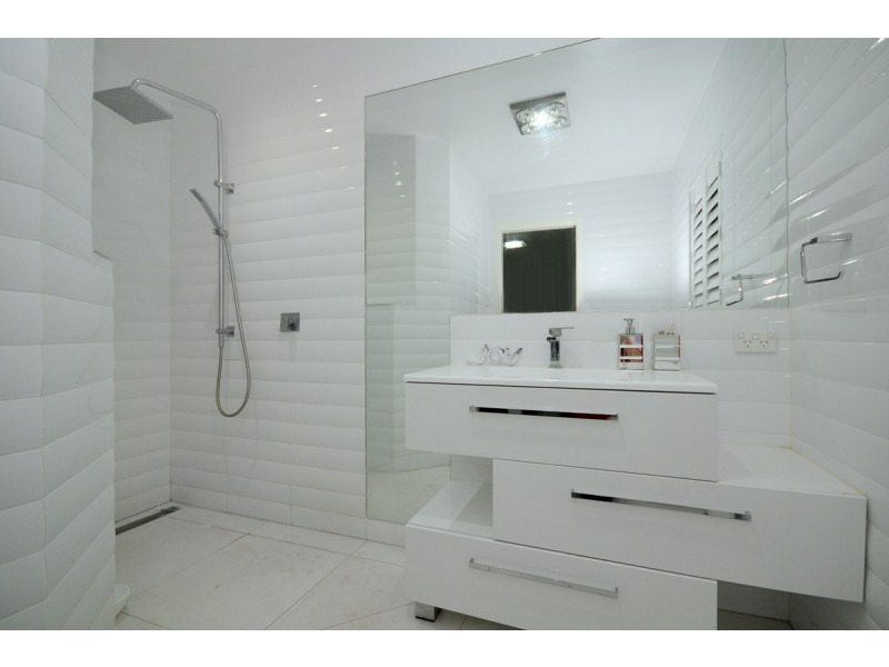 1 Olsen Street, Rangeville QLD 4350