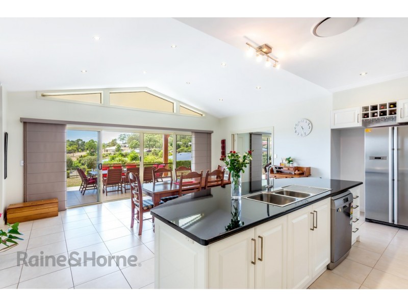 14 Hickey Court, Cotswold Hills QLD 4350