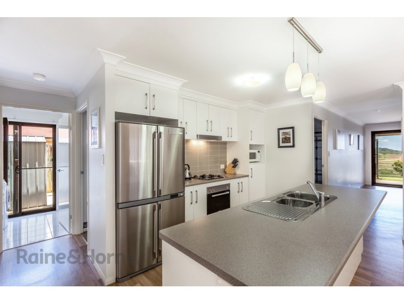 274 Goombungee Road, Harlaxton QLD 4350