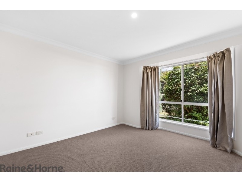 562 Hume Street, Middle Ridge QLD 4350