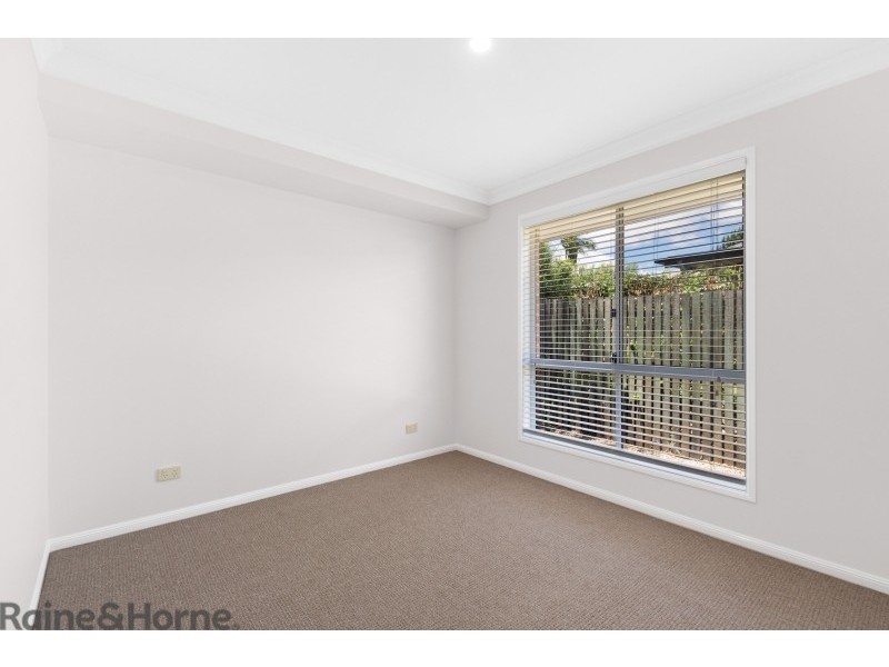 562 Hume Street, Middle Ridge QLD 4350