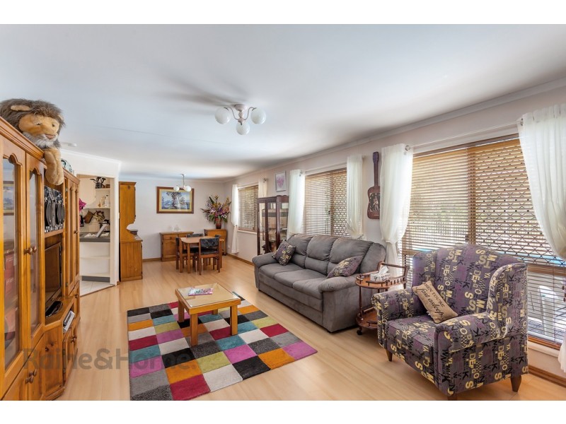 102 Boundary Street, Cranley QLD 4350