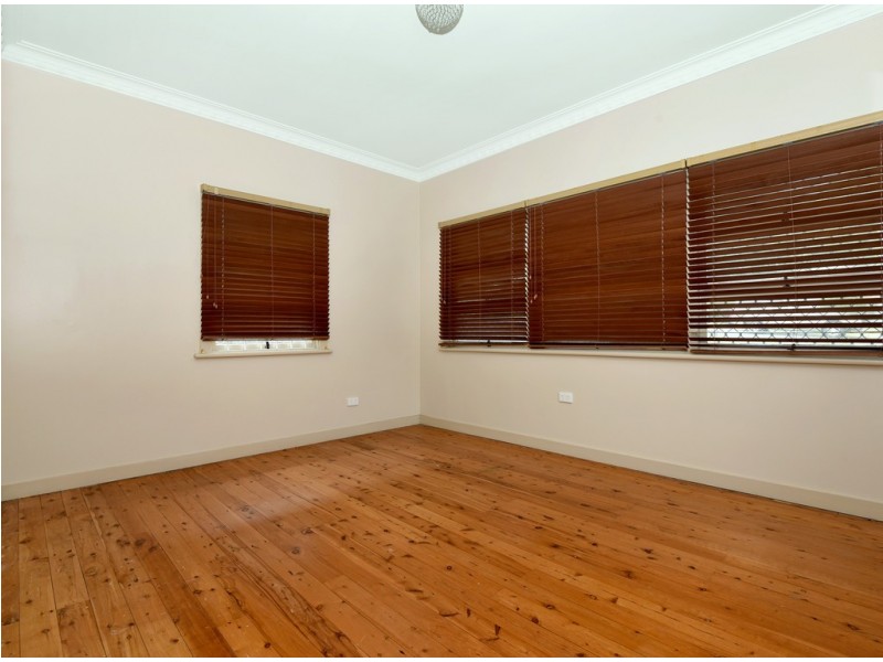 19 Suffolk Street, East Toowoomba QLD 4350