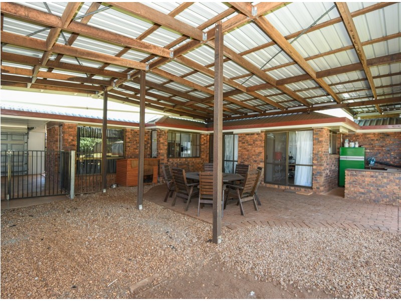 28 Banksia Street, Newtown QLD 4350