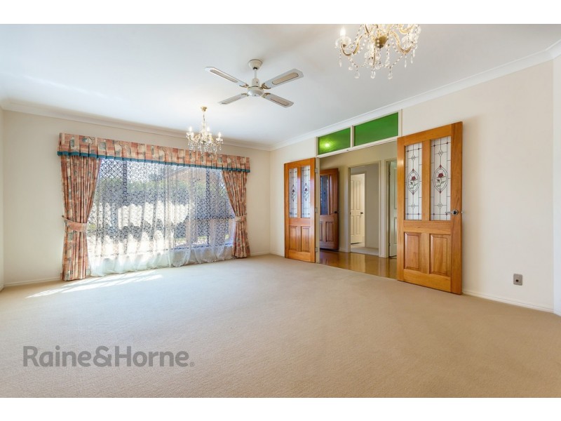 28 Holt Street, Middle Ridge QLD 4350