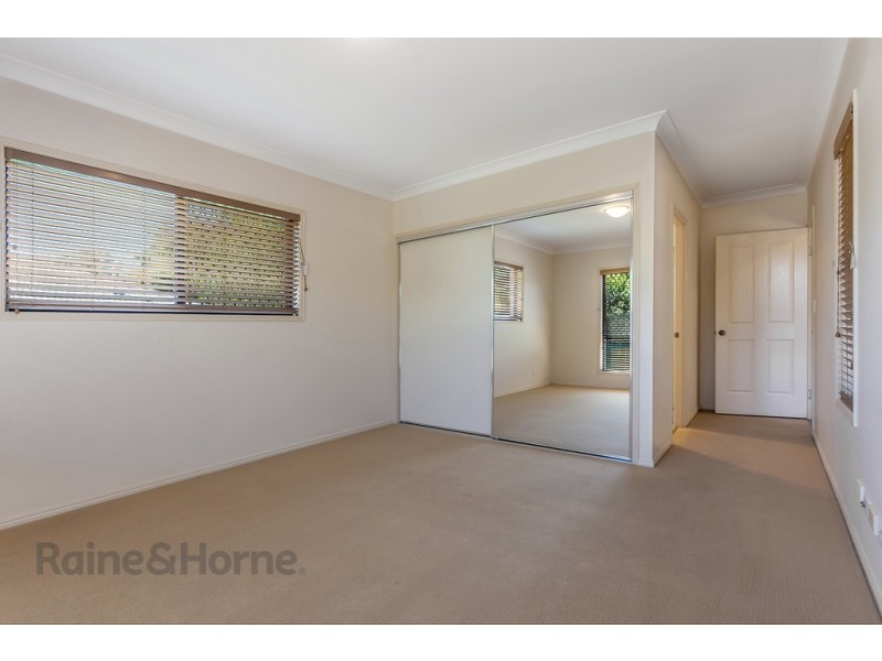 28 Holt Street, Middle Ridge QLD 4350