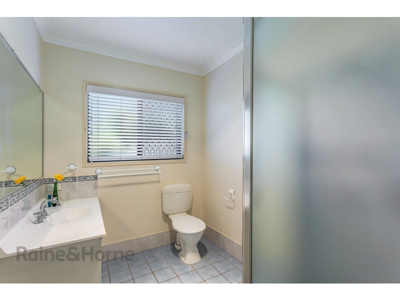 28 Holt Street, Middle Ridge QLD 4350