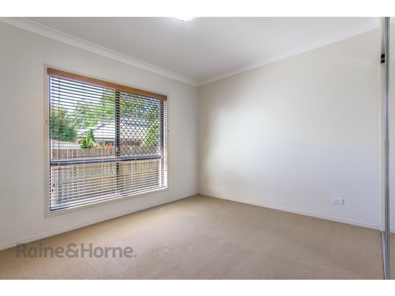 28 Holt Street, Middle Ridge QLD 4350