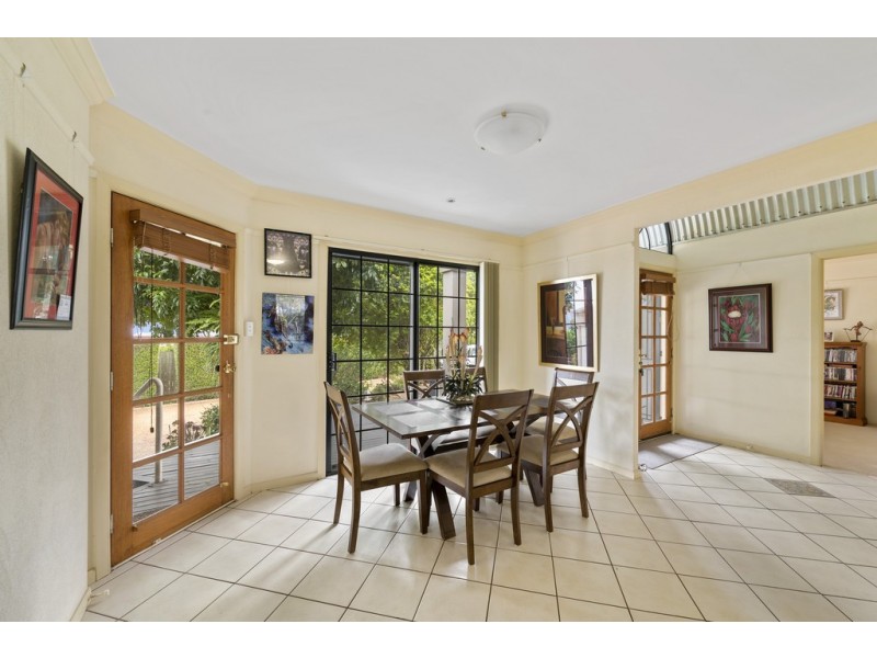 30 Sweetapple Crescent, Centenary Heights QLD 4350