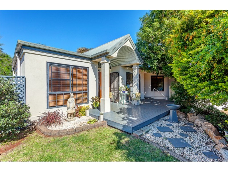30 Sweetapple Crescent, Centenary Heights QLD 4350
