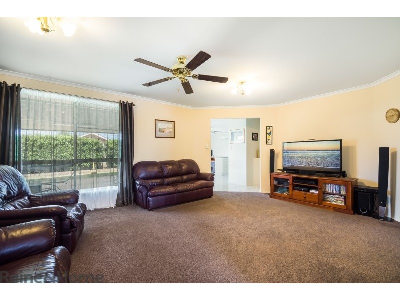 10 Chifley Court, Middle Ridge QLD 4350