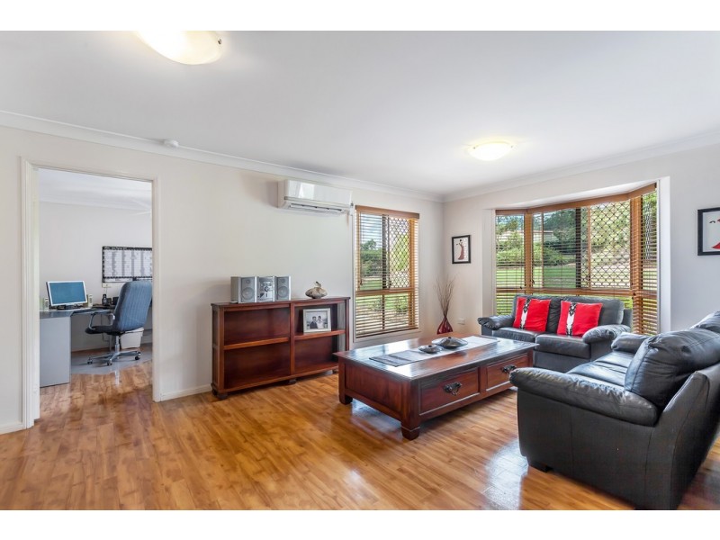 7 Madison Court, Glenvale QLD 4350