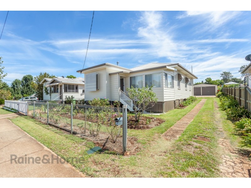 29 Dunmore Street, East Toowoomba QLD 4350