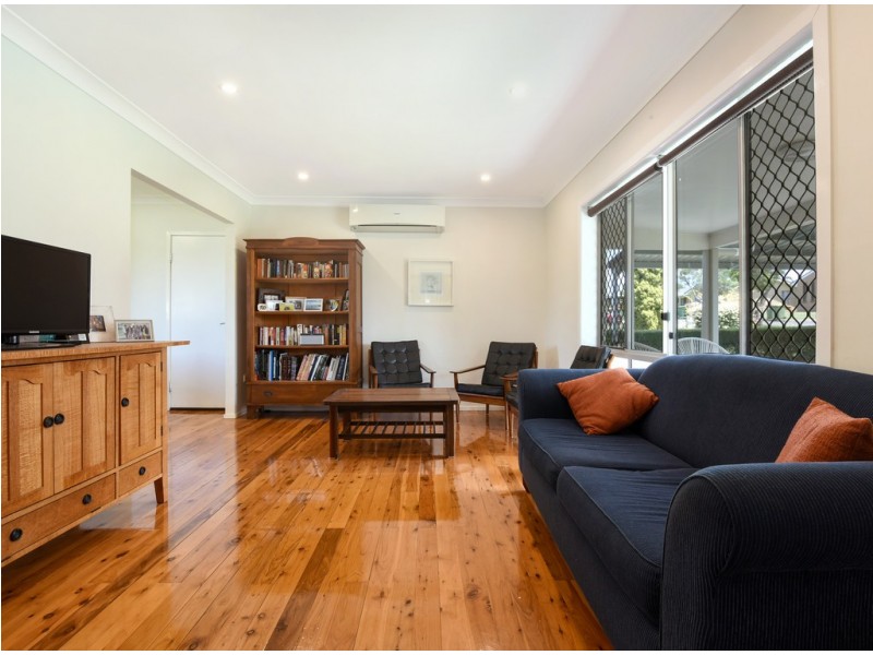 60 Sardon Street, Centenary Heights QLD 4350