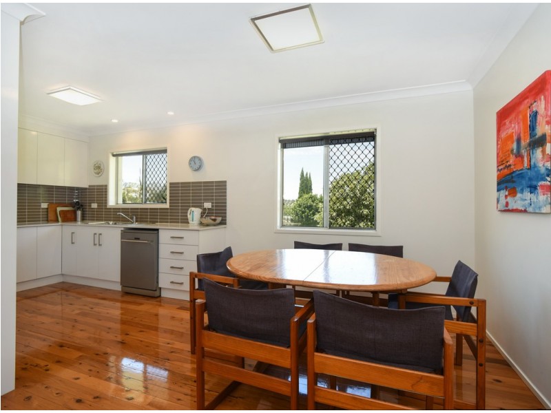 60 Sardon Street, Centenary Heights QLD 4350