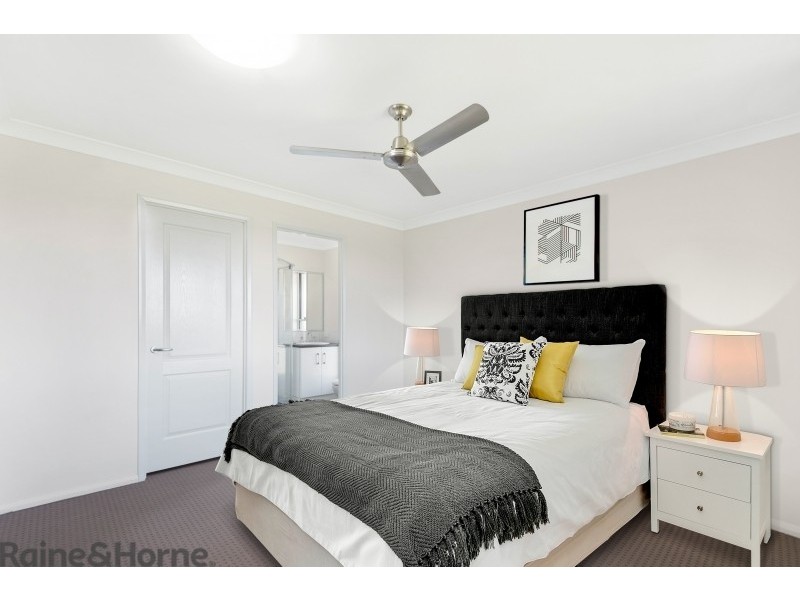 6 Mallow Street, Westbrook QLD 4350