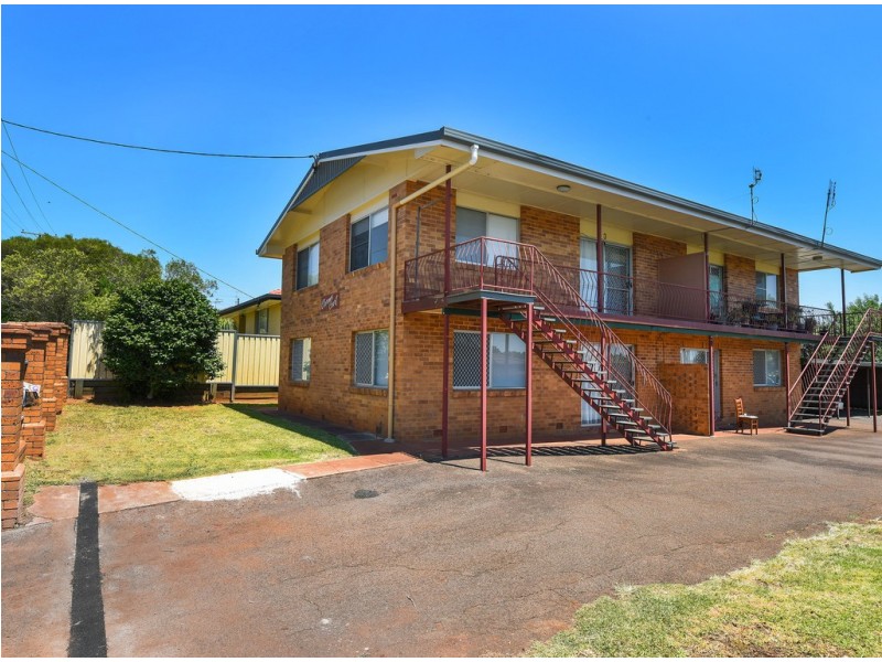 1/123 South Street, Centenary Heights QLD 4350