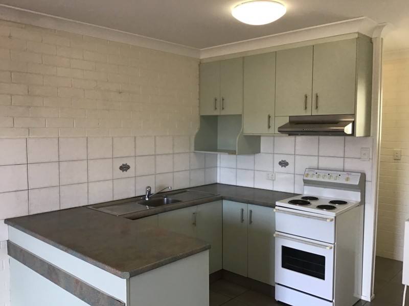 1/123 South Street, Centenary Heights QLD 4350