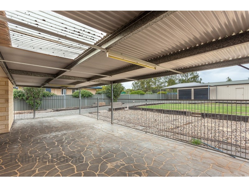 5 Coral Court, Cambooya QLD 4358