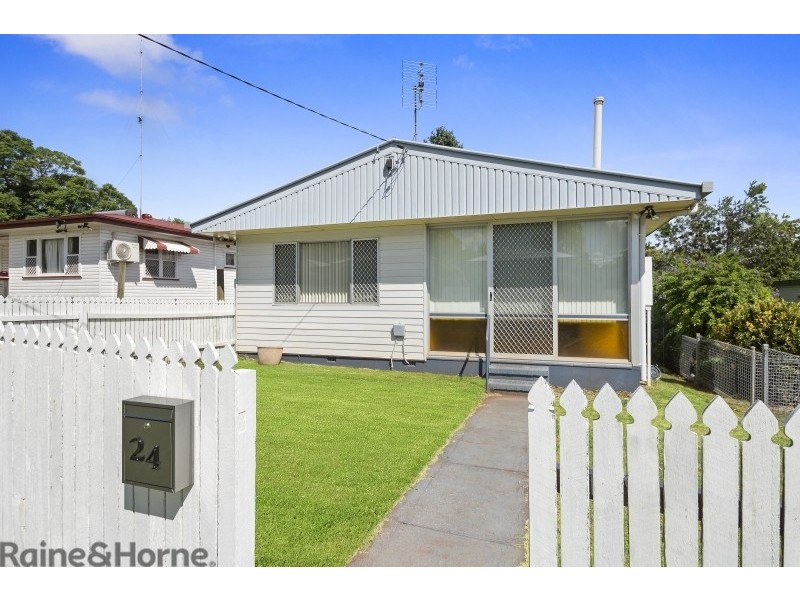 24 Shiel Street, Rangeville QLD 4350