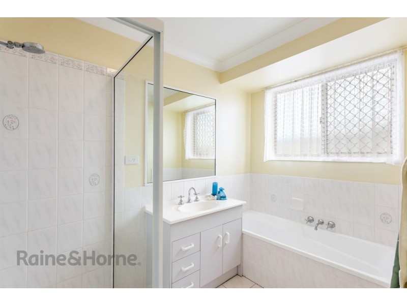 18 Nimrod Court, Wilsonton QLD 4350