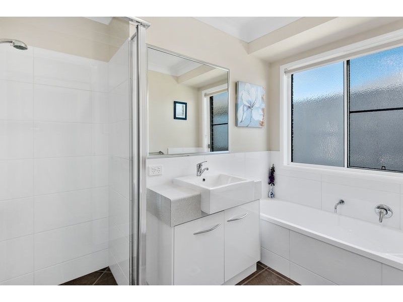 13 Lila Drive, Cotswold Hills QLD 4350