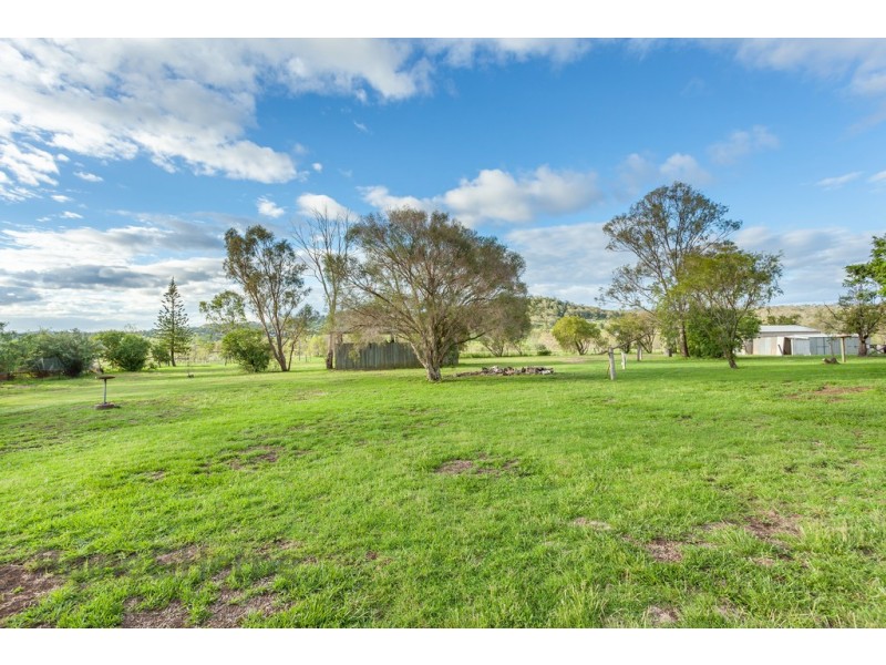 827 Drayton Connection Road, Vale View QLD 4352