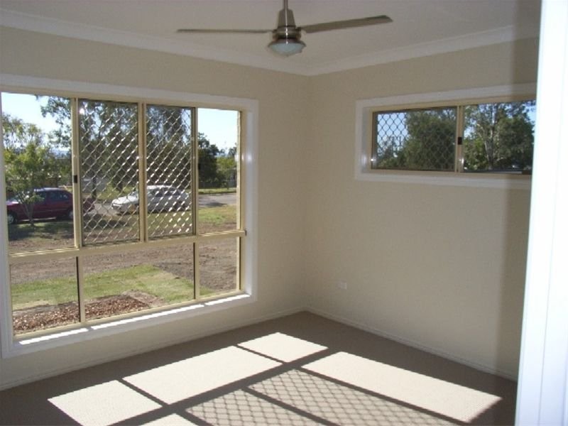1 VISTA COURT, Withcott QLD 4352