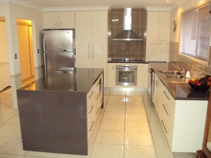 4 BLUE HILLS DRIVE, Rangeville QLD 4350