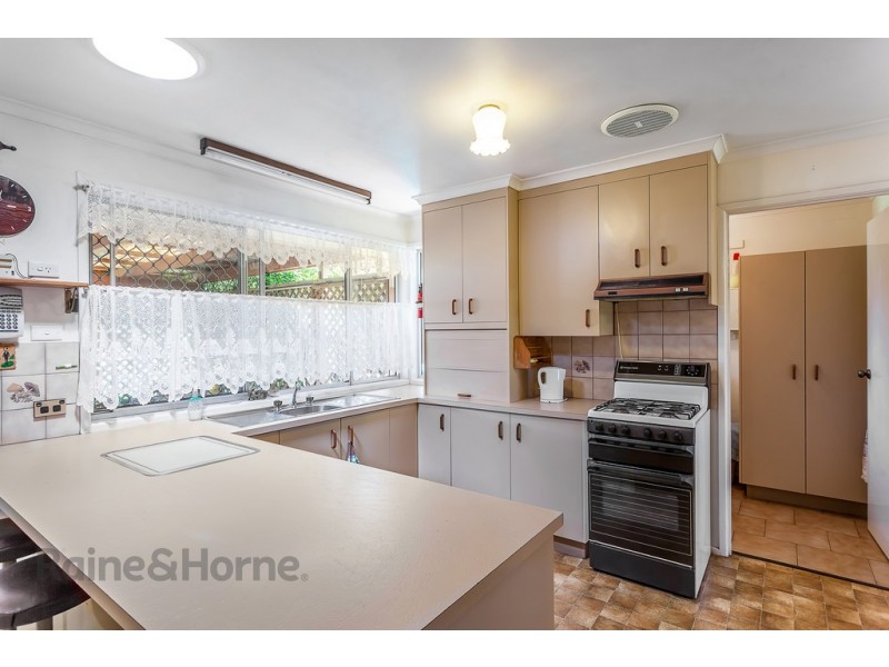 1 Croydon Street, Harristown QLD 4350