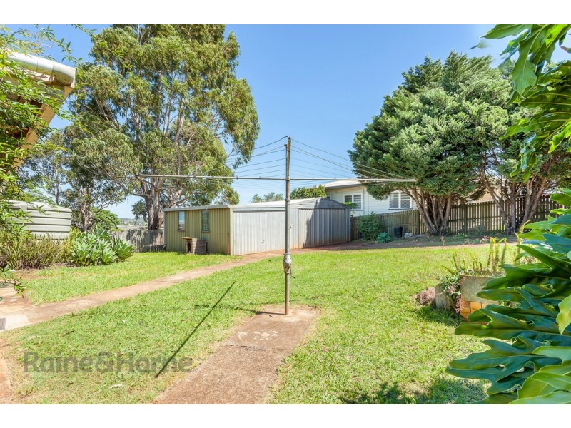 1 Croydon Street, Harristown QLD 4350