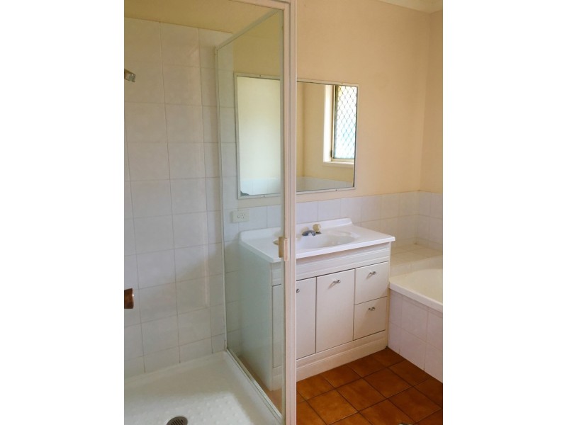 30 Biscay Crescent, Glenvale QLD 4350