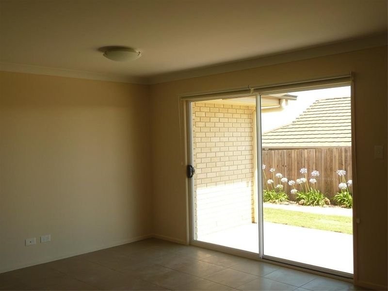 1/23 Winning Street, Glenvale QLD 4350