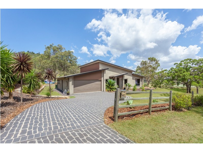 216 Carroll Road, Hodgson Vale QLD 4352