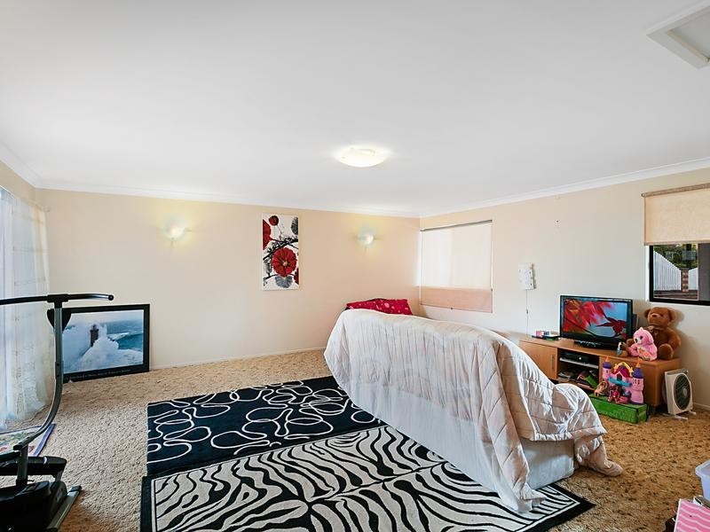 4 Cheryl Court, Darling Heights QLD 4350