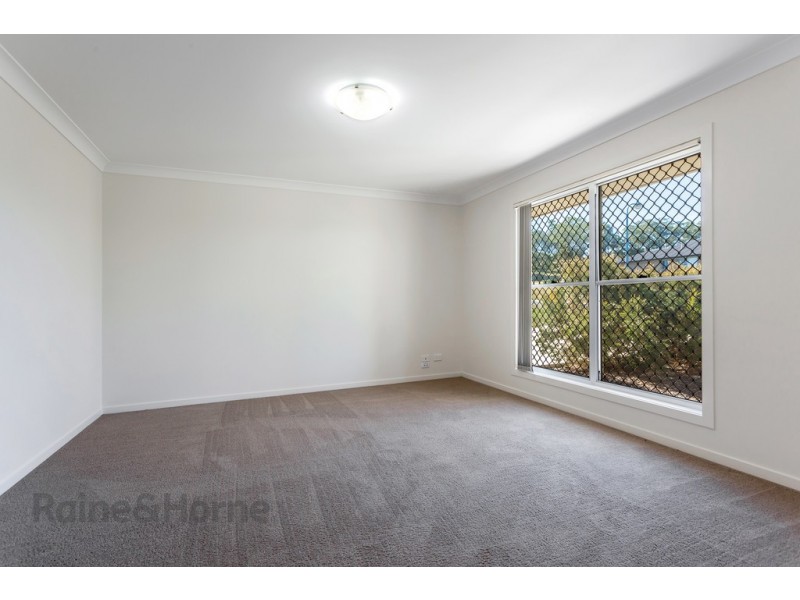 24 Wandoo Crescent, Westbrook QLD 4350