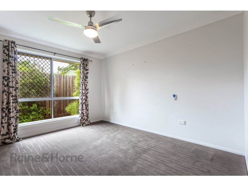 2/310A Hume Street, Centenary Heights QLD 4350