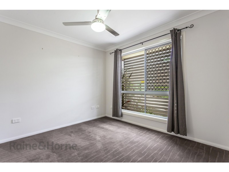 2/310A Hume Street, Centenary Heights QLD 4350