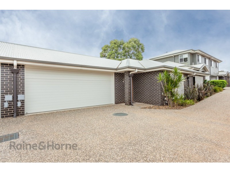 2/310A Hume Street, Centenary Heights QLD 4350