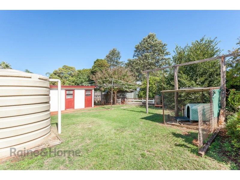 21 Challenor Street, Rockville QLD 4350