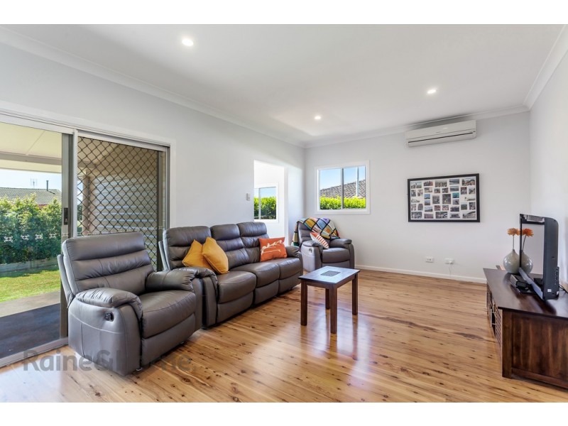 39 Flinders Street, Centenary Heights QLD 4350