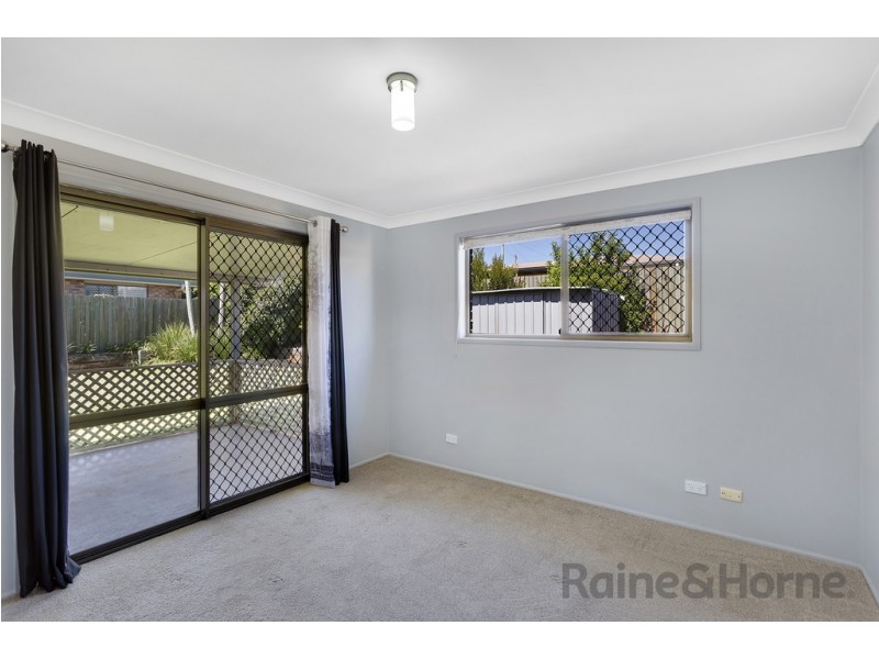 36 Lorraine Crescent, Centenary Heights QLD 4350