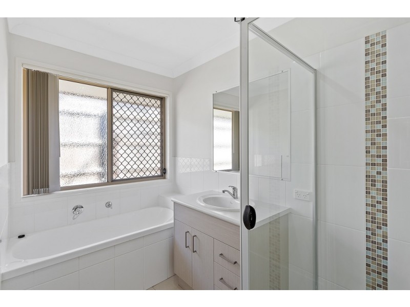 6 McMorrow Street, Kearneys Spring QLD 4350