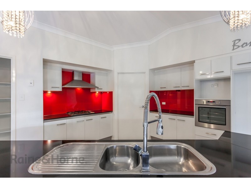 68 Wood Drive, Middle Ridge QLD 4350